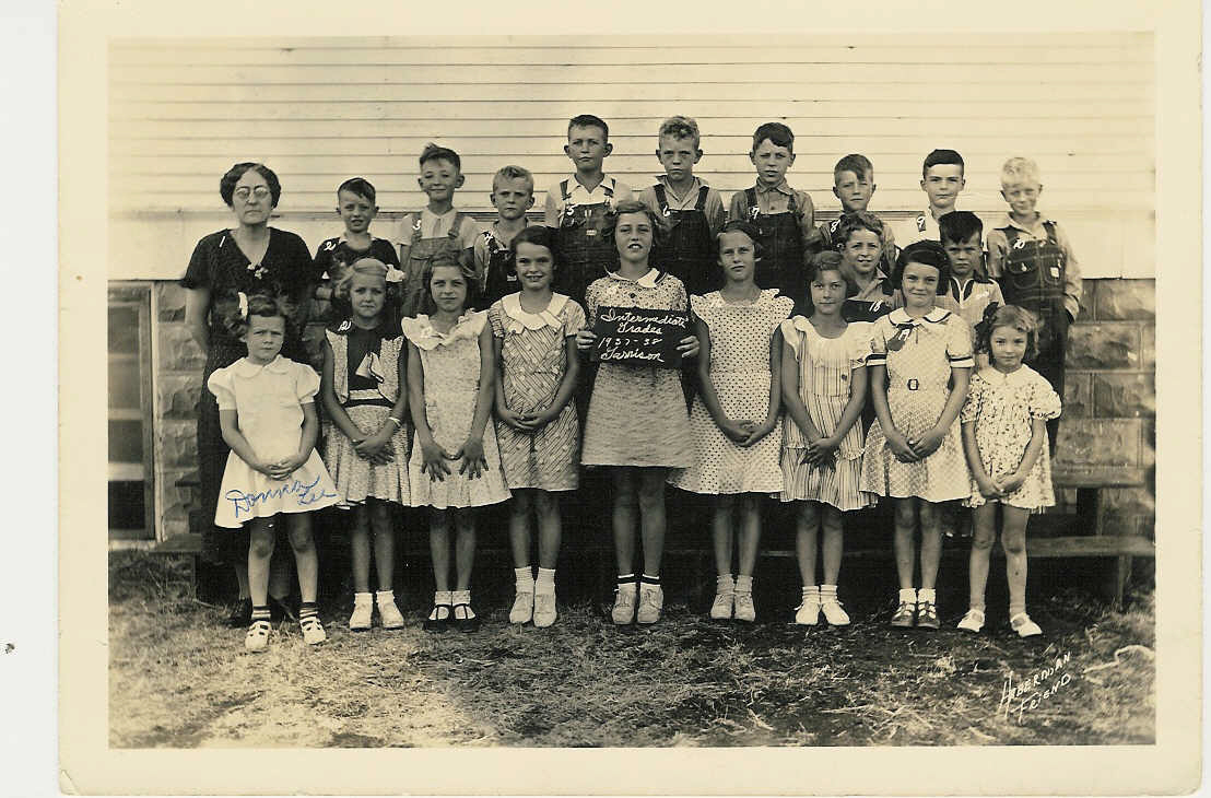 Garrison Intermediate Class 1937