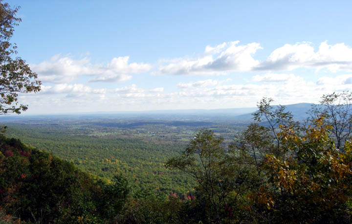 View toward Strasburg from near Fetzer Gap on Little North Mountain