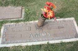 https://s3-us-west-2.amazonaws.com/find-a-grave-prod/photos/2012/315/100468996_135264163061.jpg