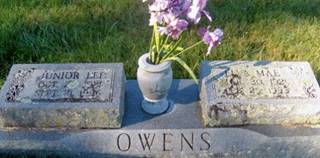 https://s3-us-west-2.amazonaws.com/find-a-grave-prod/photos/2015/285/153637345_1444716455.jpg