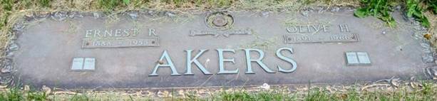 http://image2.findagrave.com/photos/2011/304/79702951_132019118493.jpg