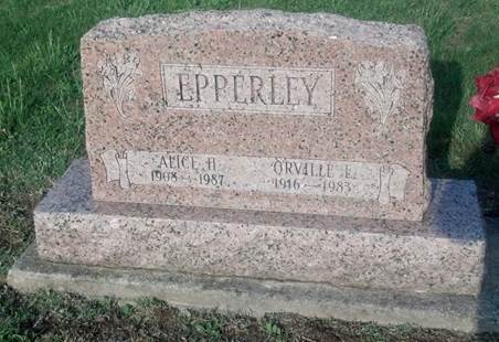 https://s3-us-west-2.amazonaws.com/find-a-grave-prod/photos/2013/135/100233063_136876295898.jpg