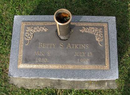 https://images.findagrave.com/photos/2011/330/77344819_132244050244.jpg