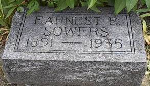 http://image1.findagrave.com/photos/2009/334/44846875_125969828602.jpg