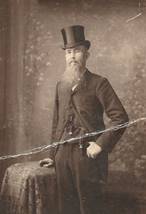 William W Wygal