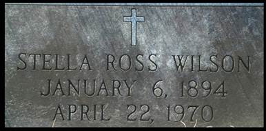 A close-up of a grave stone

AI-generated content may be incorrect.